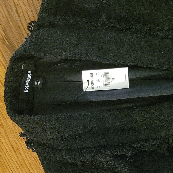 Express Button Front Boucle Blazer, Size XS - Picture 6 of 7